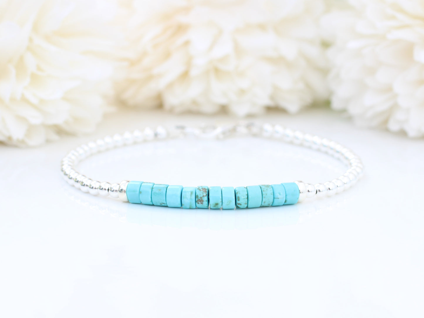 Turquoise bracelet in silver.