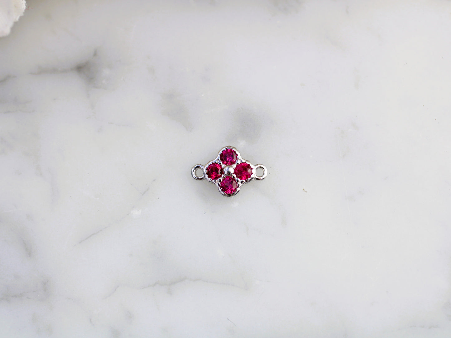 Pink clover connector.