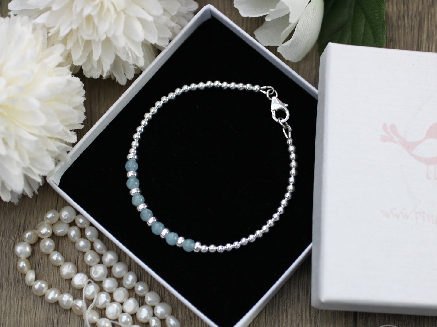 Aquamarine bead bracelet. March birthstone.