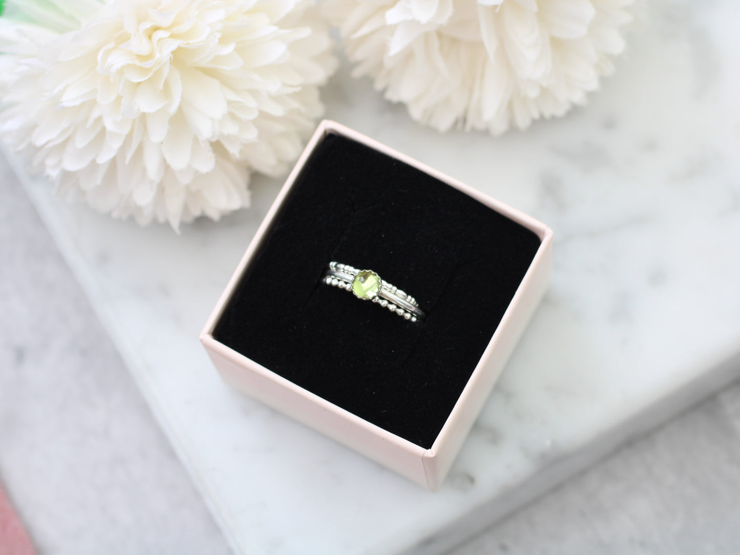 Peridot stacking ring set. Size P. August birthstone.