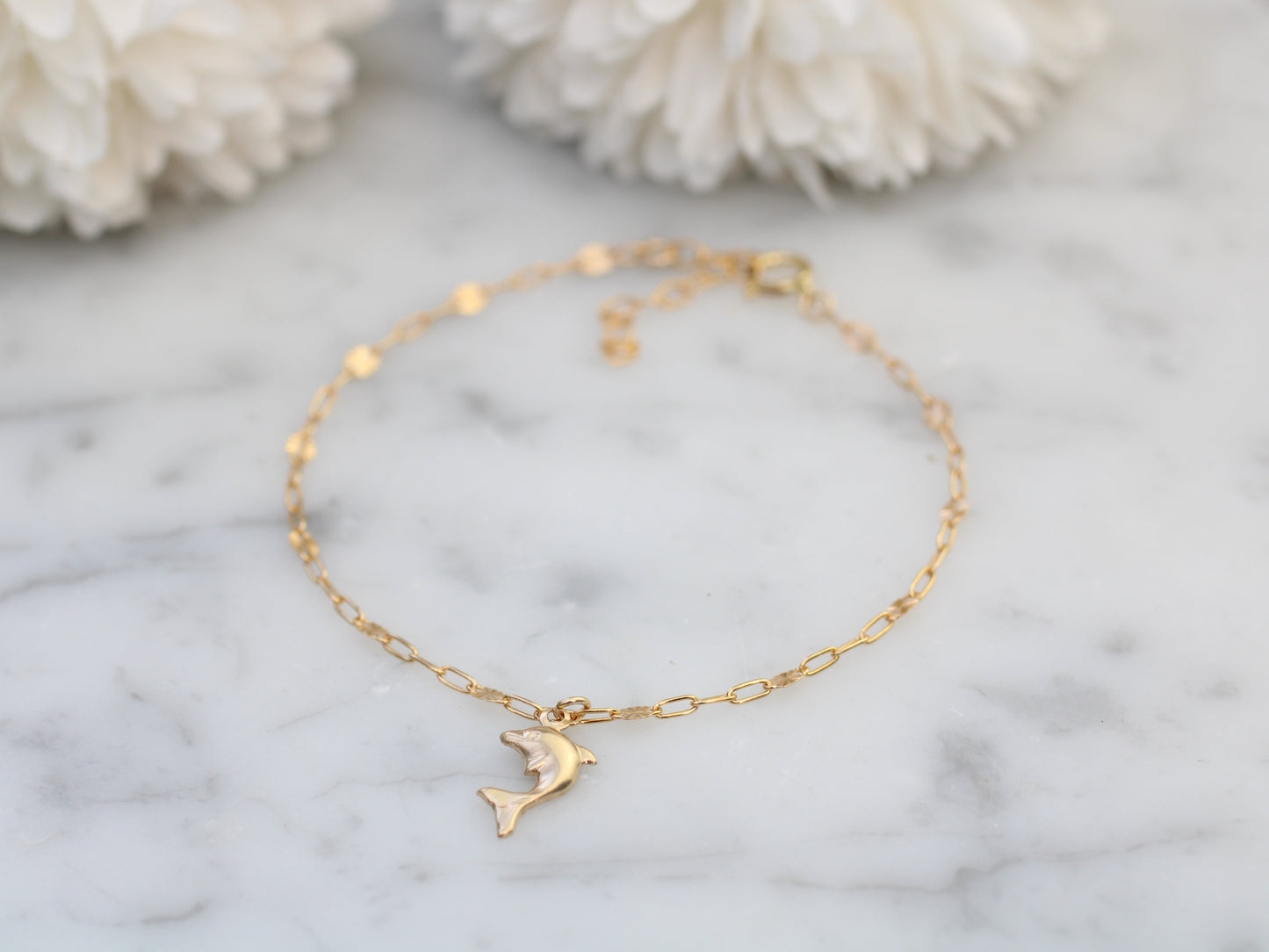 Dolphin bracelet in gold-filled.