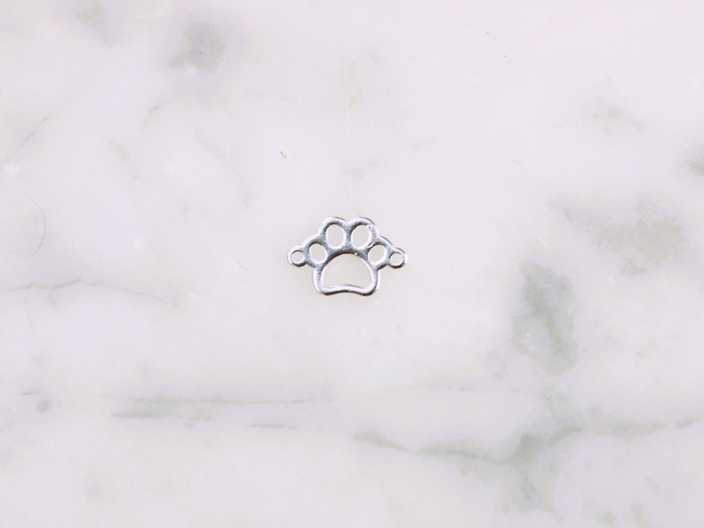 Paw print connector.