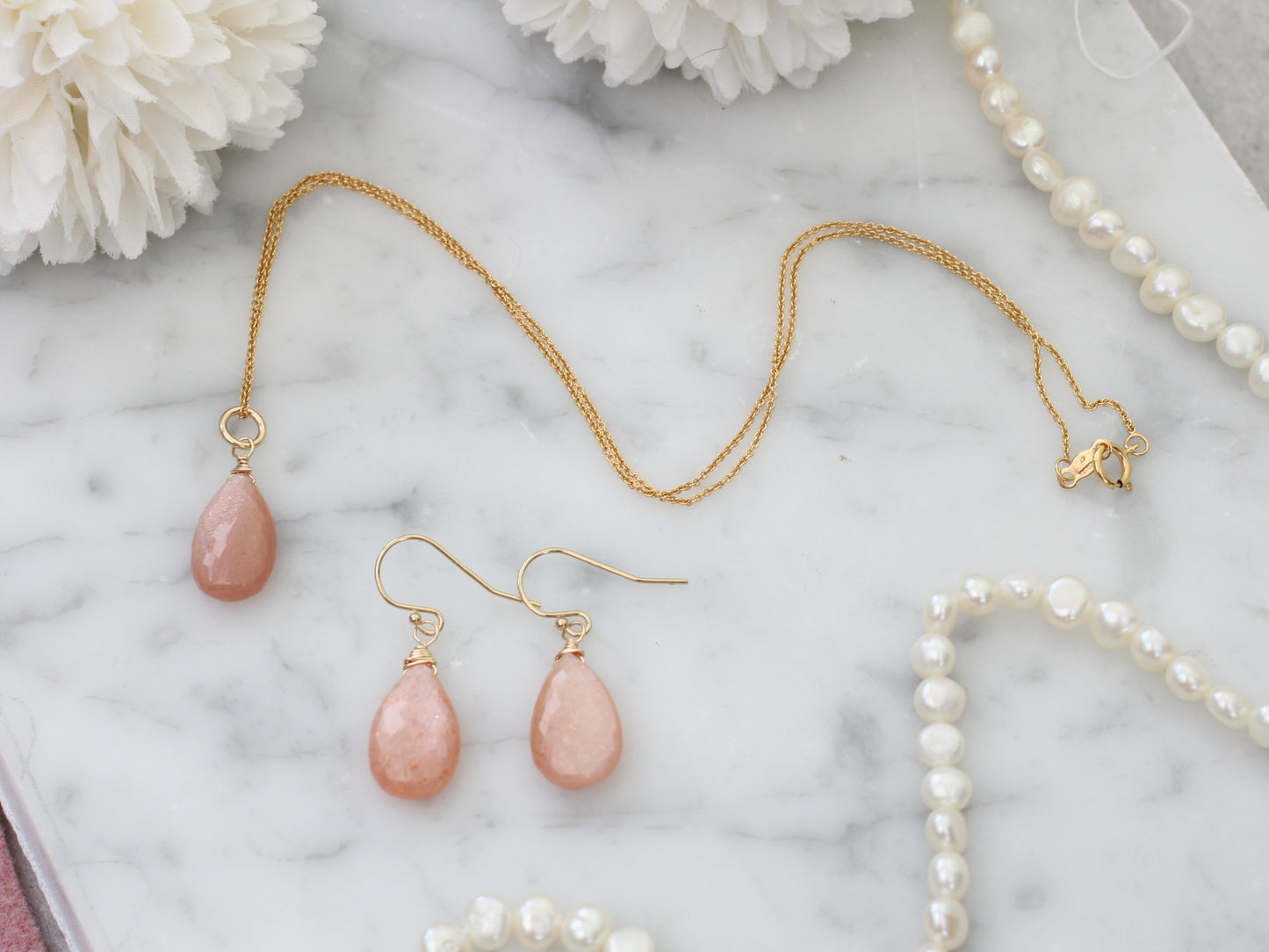 Peach moonstone necklace and earring set. Prom jewellery set.