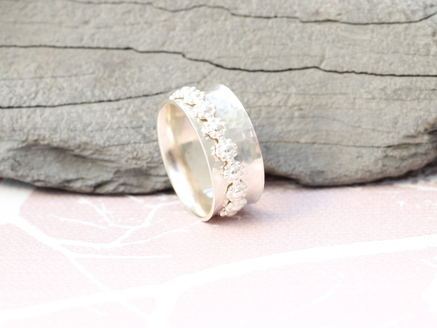 Sterling silver flower/daisy spinner ring. Anxiety ring.
