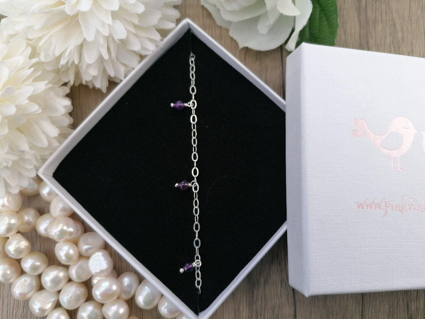 Birthstone anklet in sterling silver.
