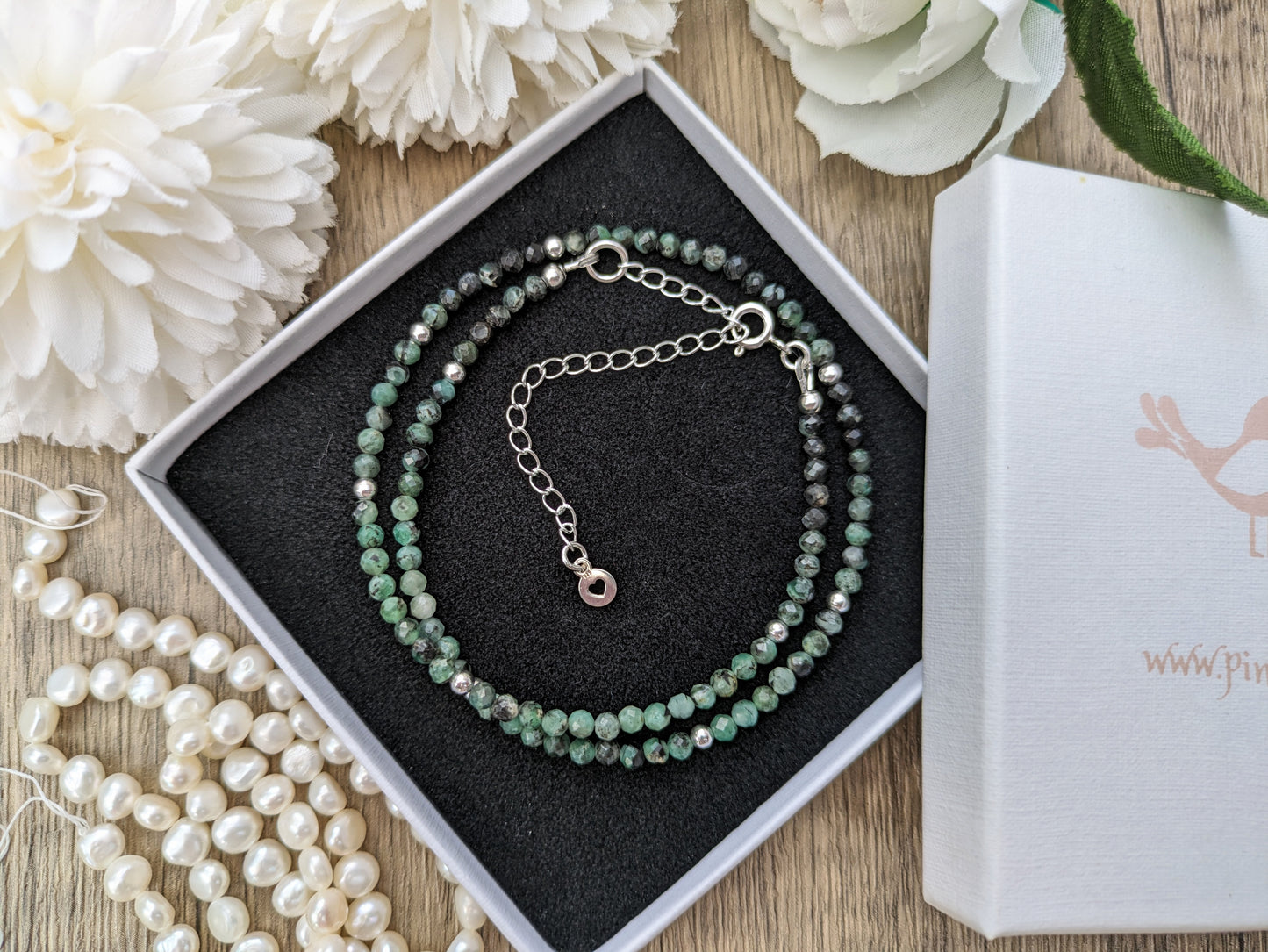 Emerald gemstone choker. May birthstone necklace.