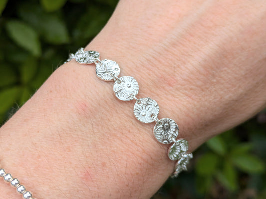 daisy chain bracelet
