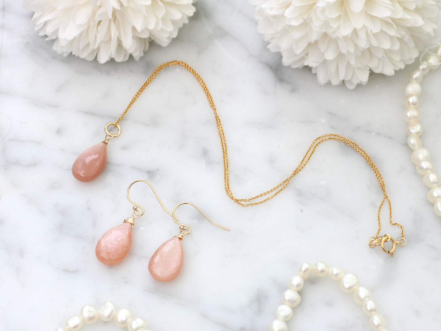 Peach moonstone necklace and earring set. Prom jewellery set.