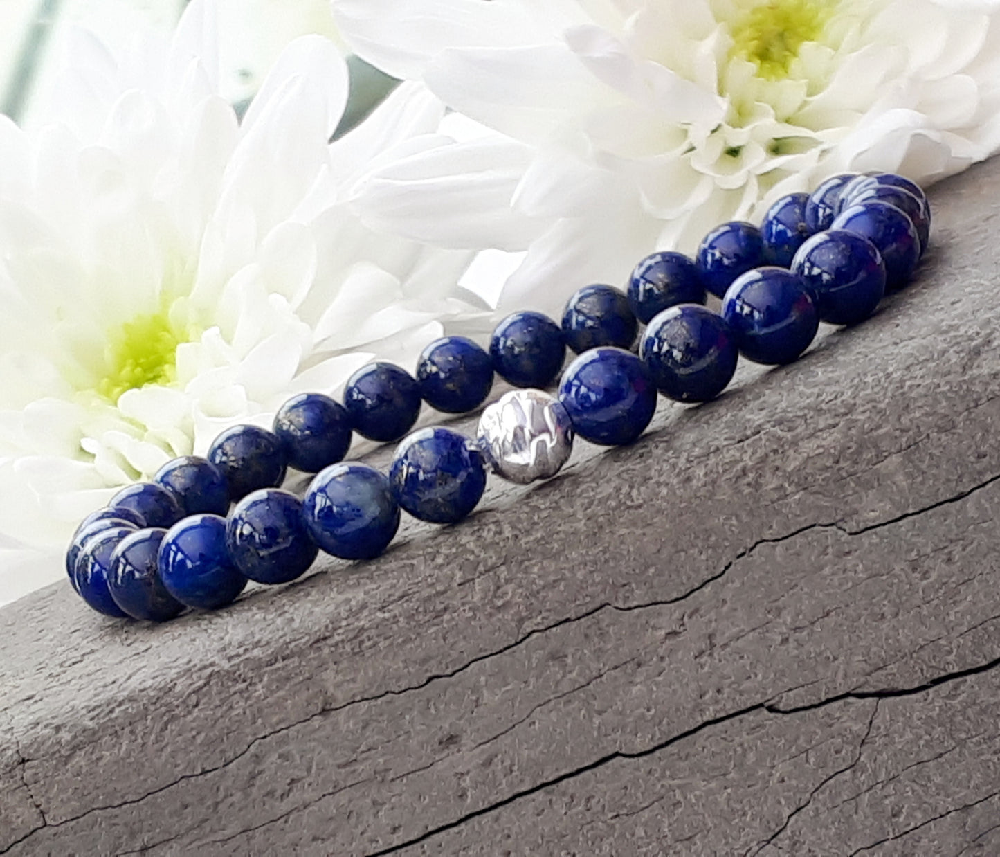 Lapis lazuli stretch bracelet - size 4 mm or 6 mm.
