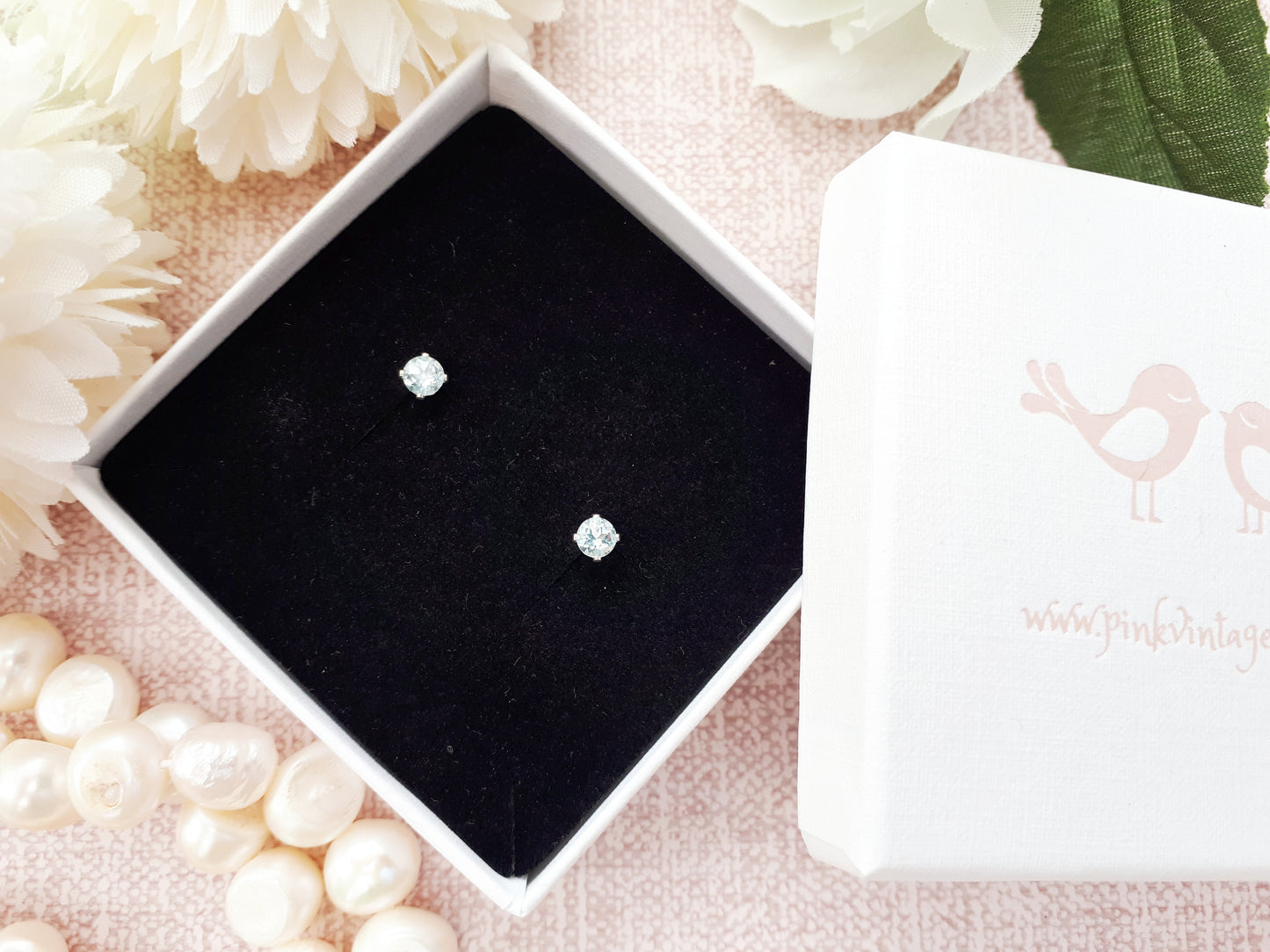March birthstone earrings. Aquamarine studs earrings.