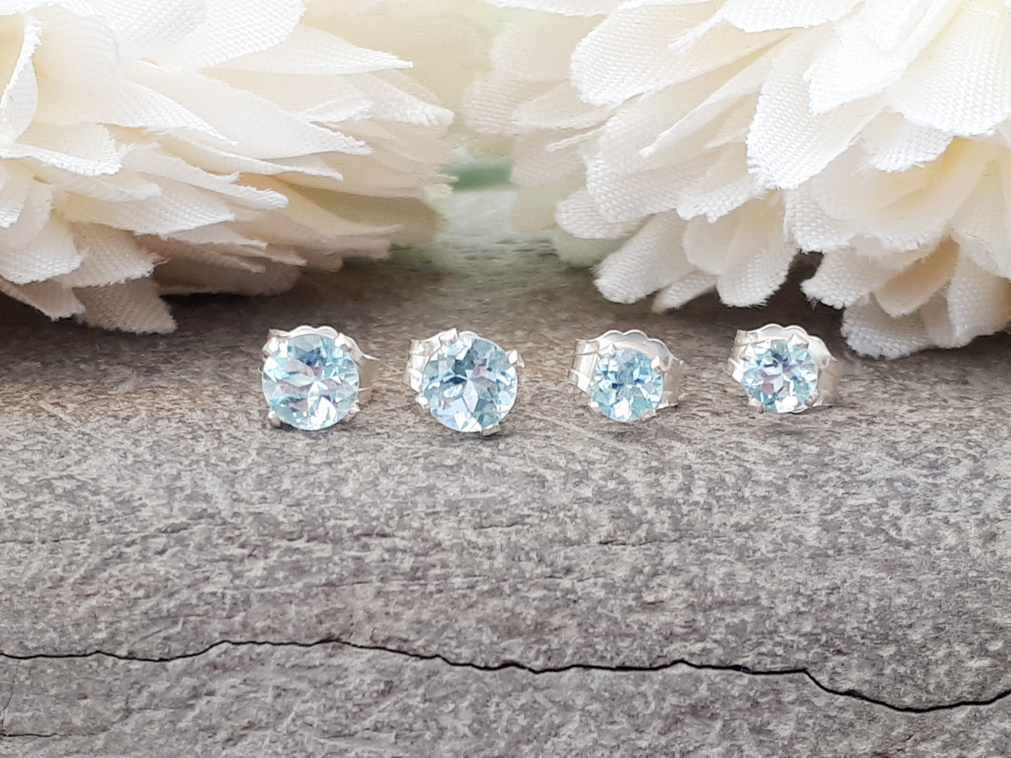 March birthstone earrings. Aquamarine studs earrings.