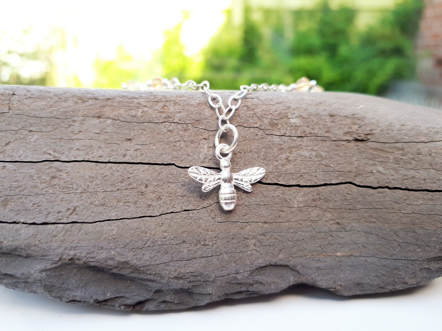 Bee anklet with citrine gemstones.