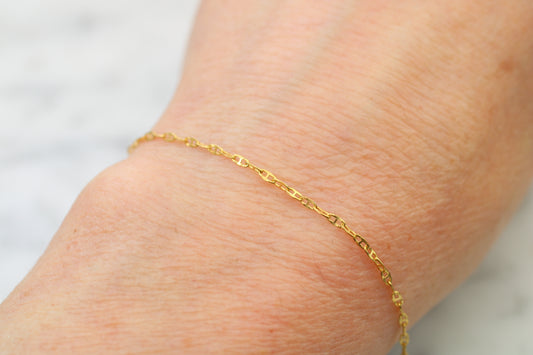 Mini 9ct Yellow Gold Mariner Permanent Jewellery Chain | Buy Now, Weld Later