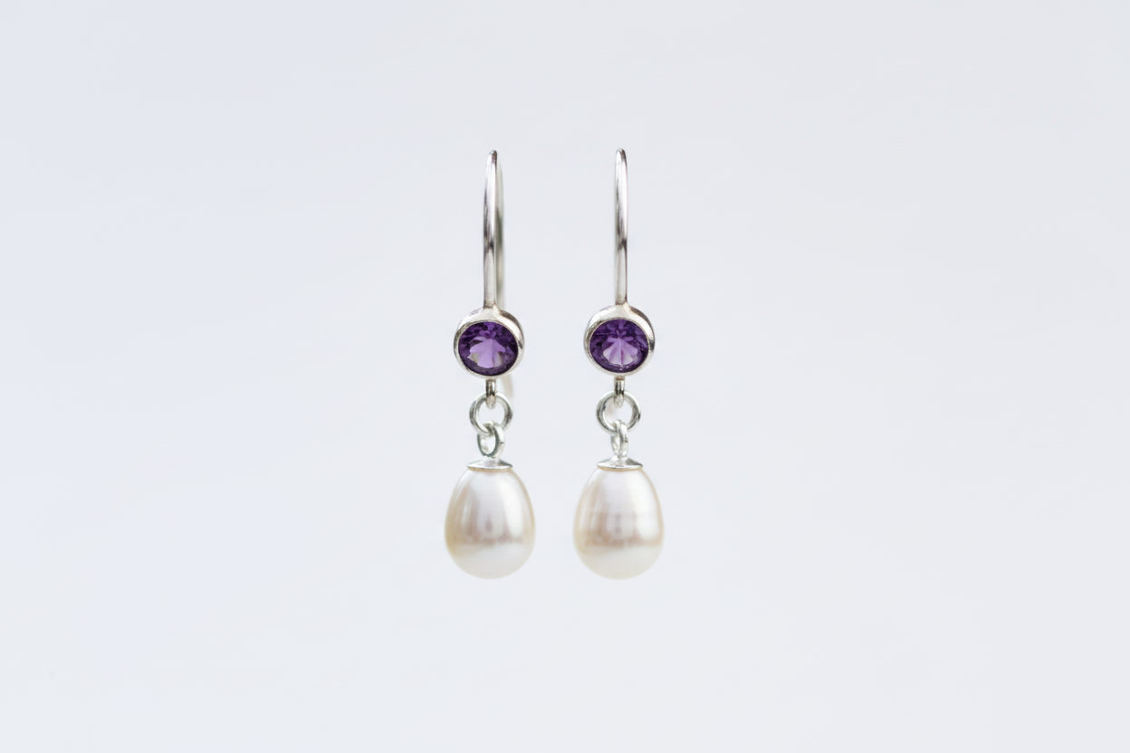 Amethyst and pearl drop earrings.