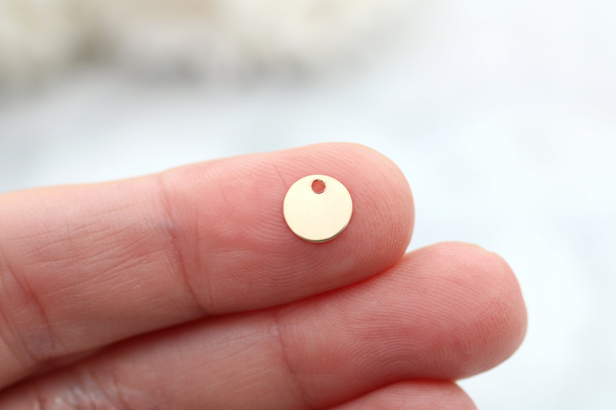 Gold filled personalised round charm.