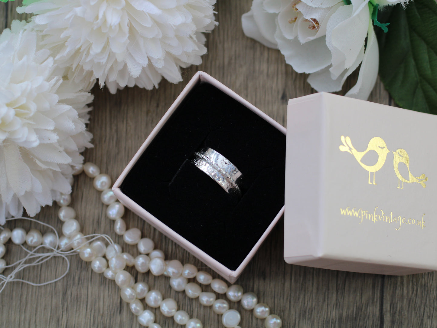 Snowflake spinner ring.