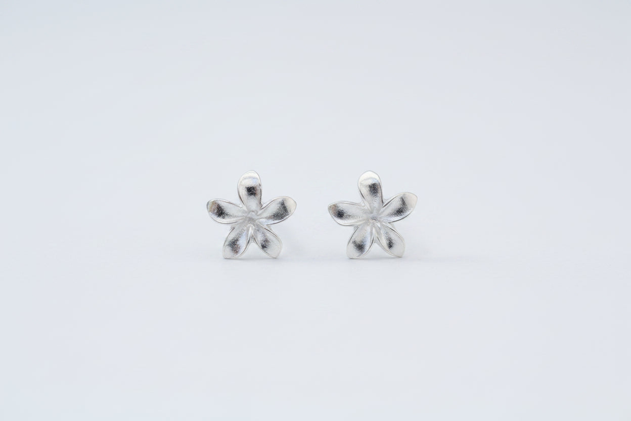 Handmade Sterling Silver Frangipani stud earrings.
