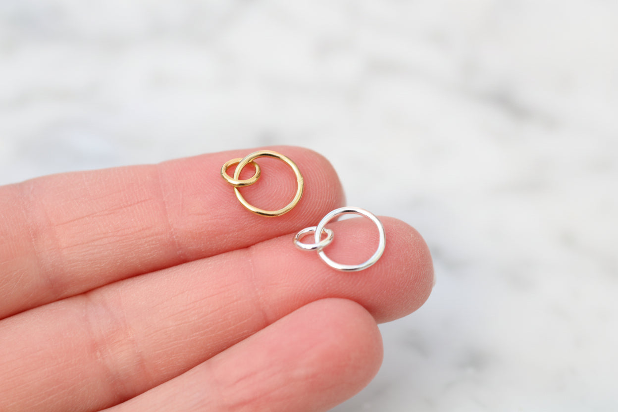 Double circle connector in sterling silver or gold filled.