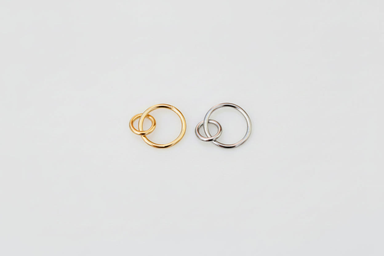 Double circle connector in sterling silver or gold filled.
