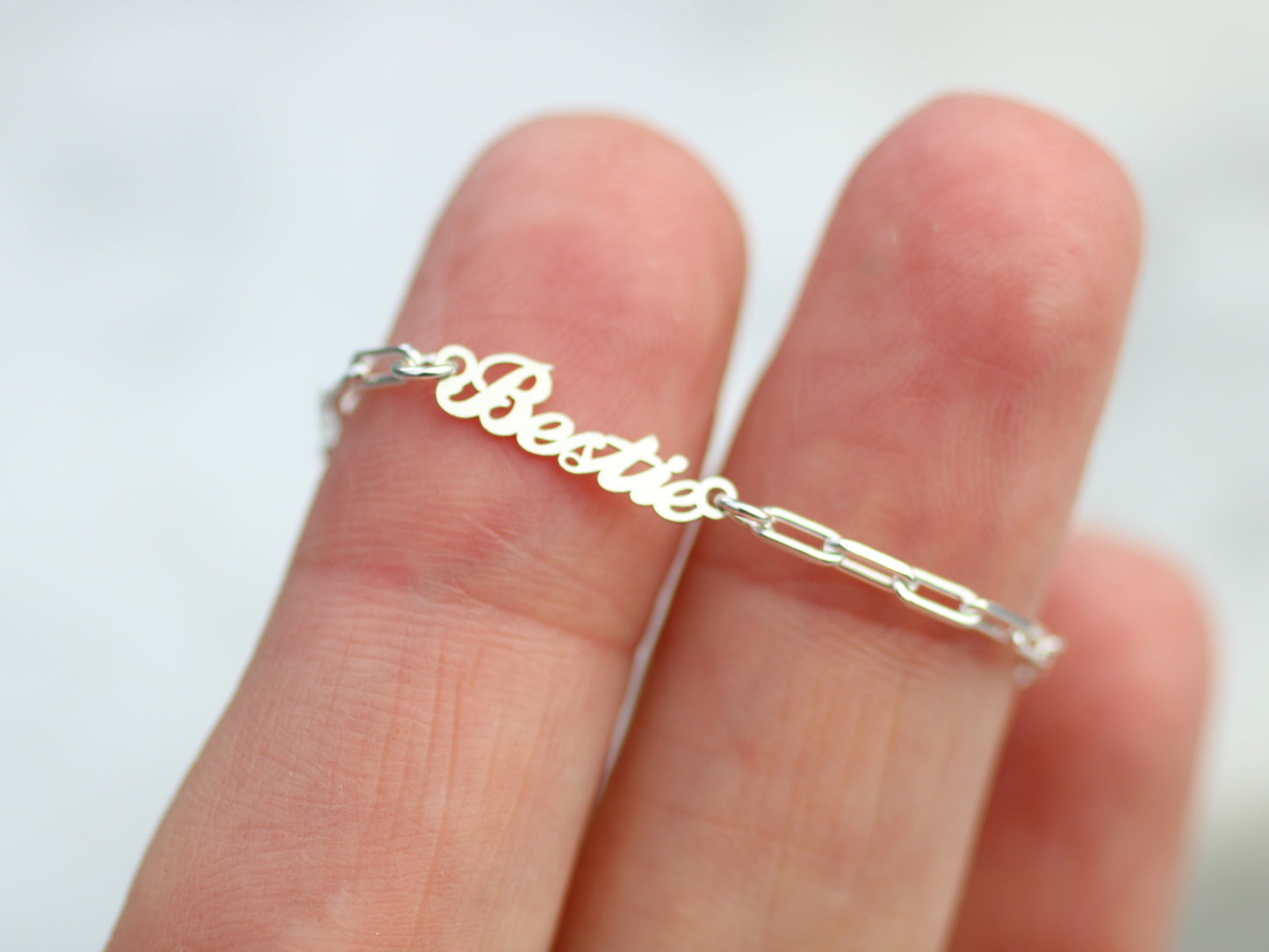 Bestie bracelet in silver. Best friend gift.