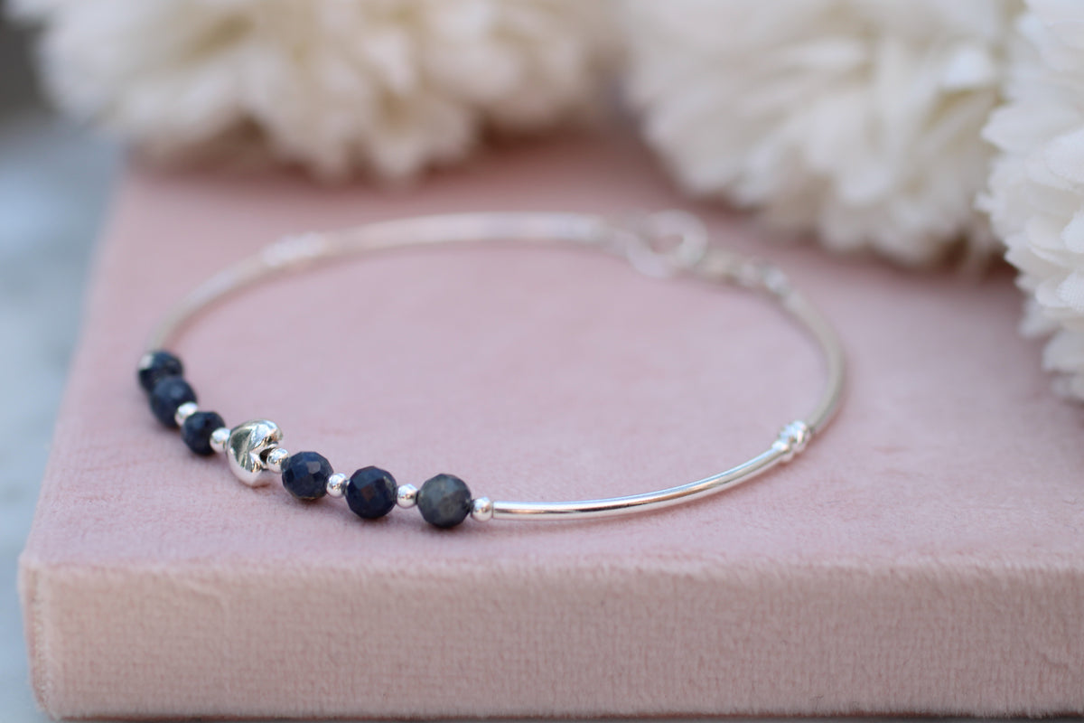 Natural Sapphire Bracelet – Sterling Silver Sideways Heart