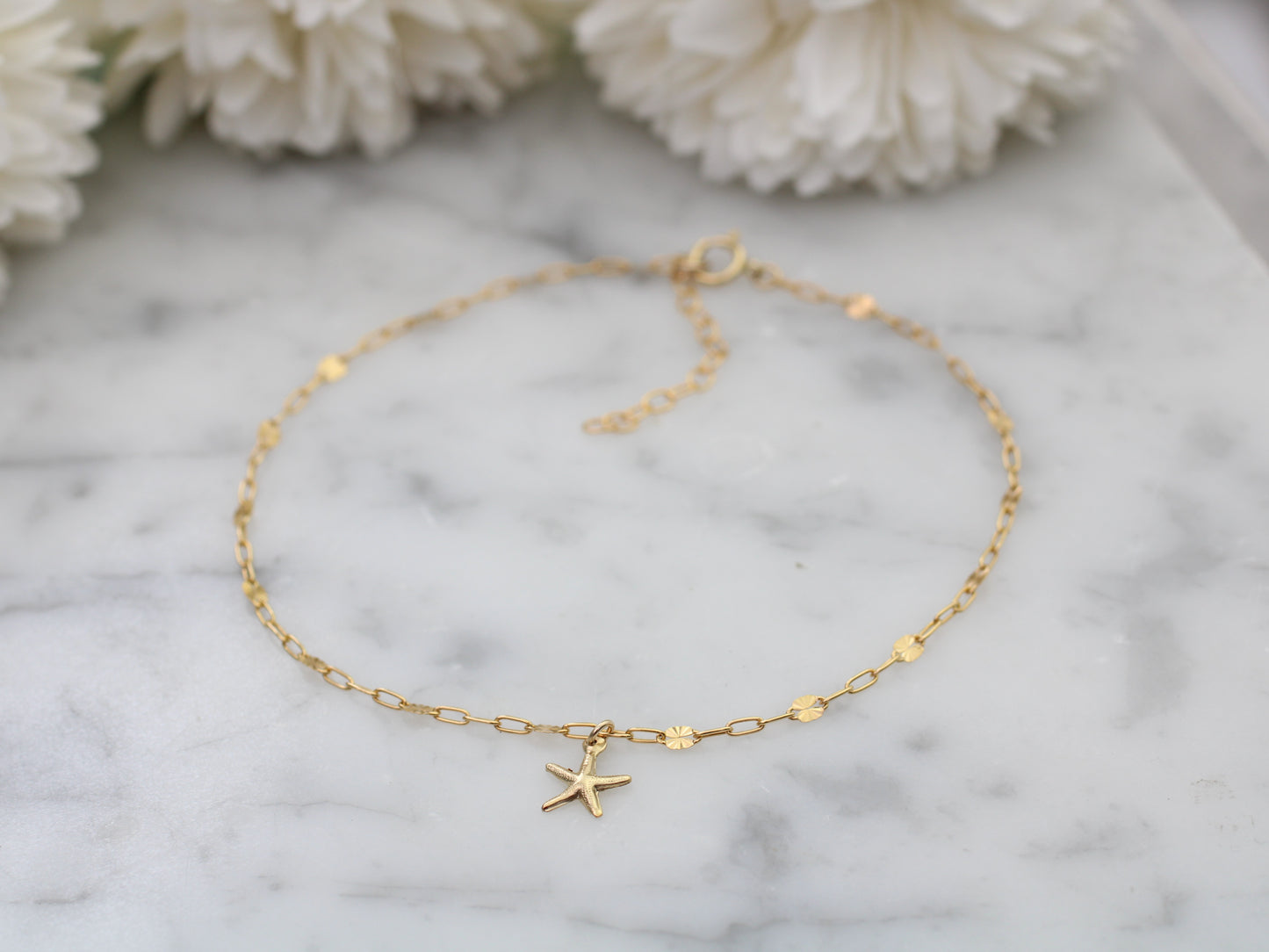 Starfish ankle bracelet in gold-filled. Starfish anklet.