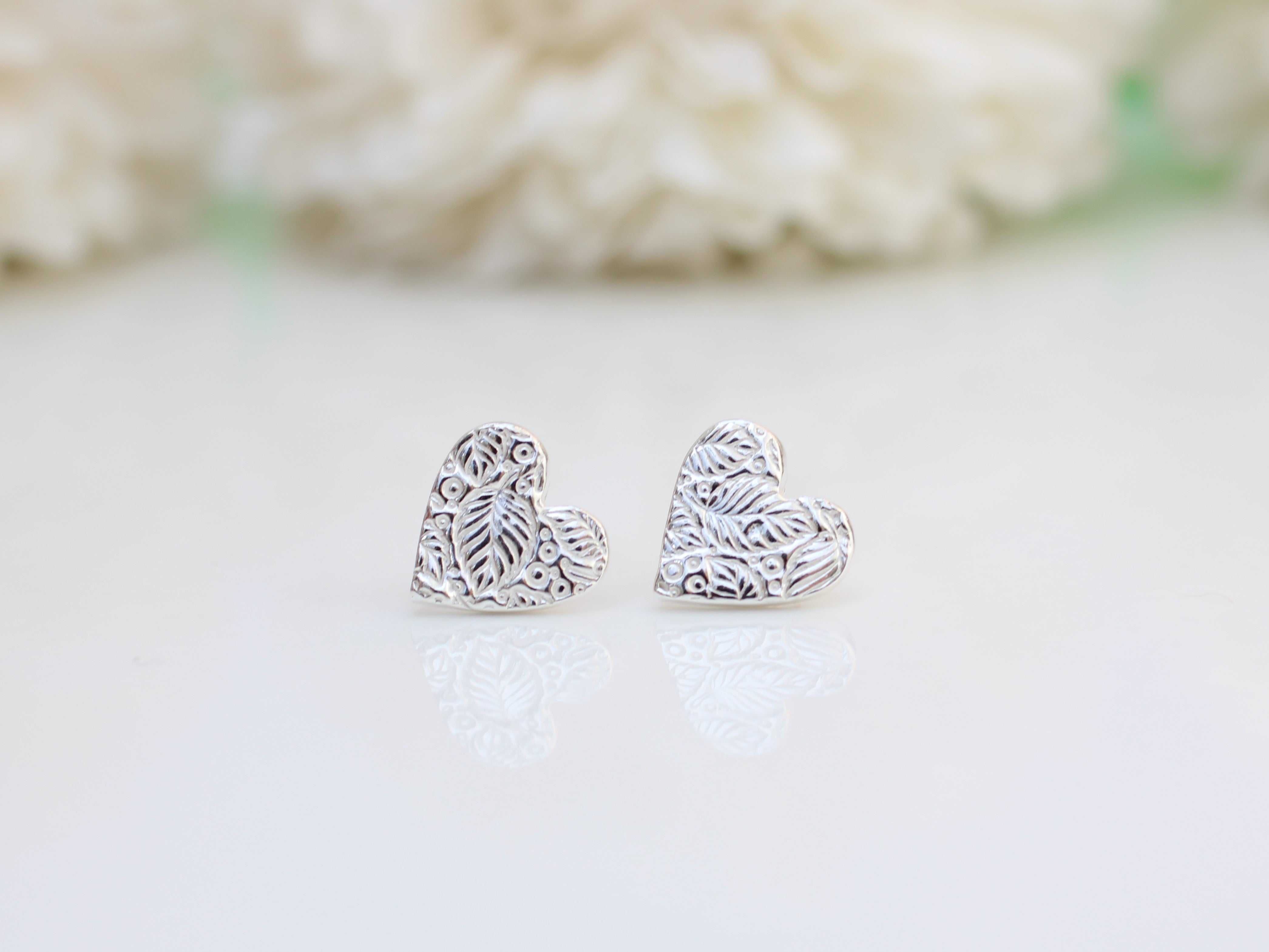 Autumn leaf stud earrings. Pink Vintage Jewellery