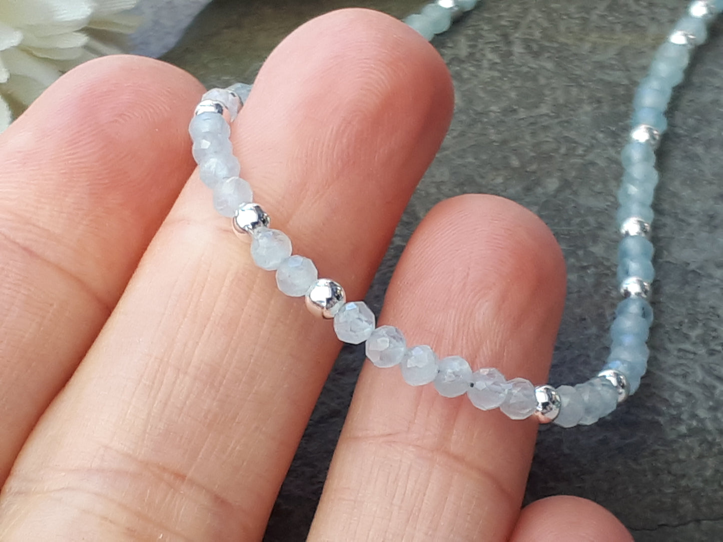 Aquamarine choker necklace in sterling silver.
